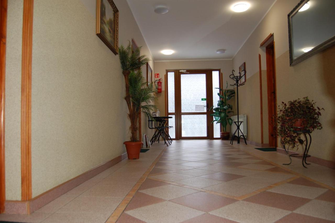 Lesne Zacisze Hotel Weremien Buitenkant foto